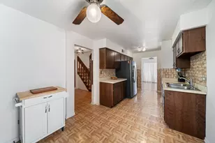 302 Linden Ln, Wheeling, IL 60090 - Photo 8