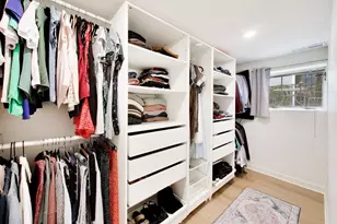 1232 W Nelson St, Chicago, IL 60657 - Photo 12