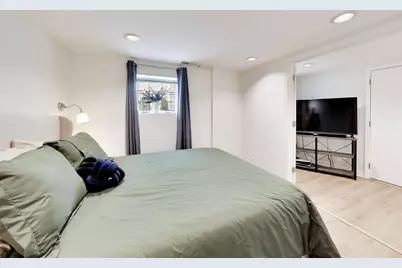 1232 W Nelson Street #B, Chicago, IL 60657 - Photo 10