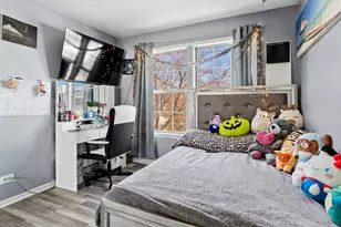 909 Brompton Cir, Bolingbrook, IL 60440 - Photo 16