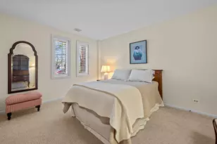 105 E Laurel Ave, Lake Forest, IL 60045 - Photo 16