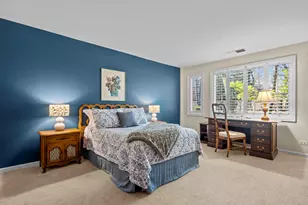 105 E Laurel Ave, Lake Forest, IL 60045 - Photo 18