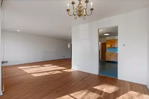 8434 Lawndale Ave, Skokie, IL 60076 - Photo 8