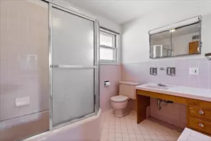 8434 Lawndale Ave, Skokie, IL 60076 - Photo 16