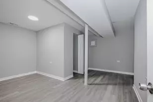 8144 S Green St, Chicago, IL 60620 - Photo 24