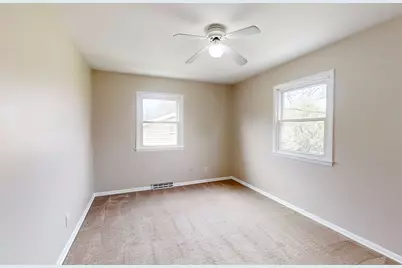 600 Sheridan Road, Normal, IL 61761 - Photo 30