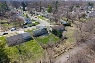 600 Sheridan Rd, Normal, IL 61761 - Photo 12