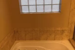 5220 S Michigan Ave, Chicago, IL 60615 - Photo 12