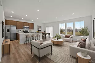 624 Cassia Ct, Crystal Lake, IL 60012 - Photo 2