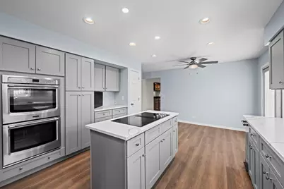 4217 N Ridge Avenue, Arlington Heights, IL 60004 - Photo 14