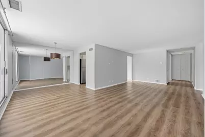 4000 Triumvera Drive #201A, Glenview, IL 60025 - Photo 6