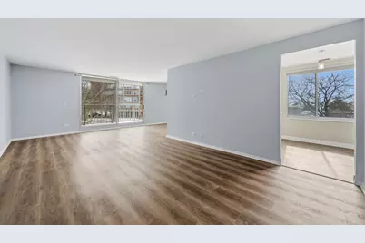 4000 Triumvera Drive #201A, Glenview, IL 60025 - Photo 4