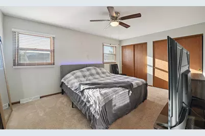 532 Shenandoah Trail, Elgin, IL 60123 - Photo 16