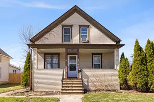 319 Willow Ave, Joliet, IL 60436 - Photo 1