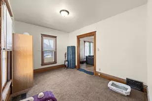 319 Willow Ave, Joliet, IL 60436 - Photo 12