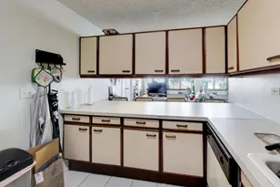 2754 N Hampden Ct, Chicago, IL 60614 - Photo 6