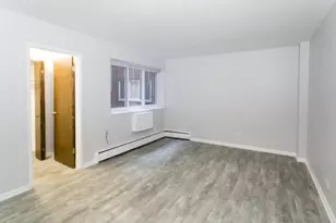 1040 W Hollywood Ave, Chicago, IL 60660 - Photo 6