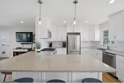 501 E Liberty Street, Wauconda, IL 60084 - Photo 12