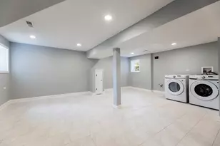 7549 S Michigan Ave, Chicago, IL 60619 - Photo 12