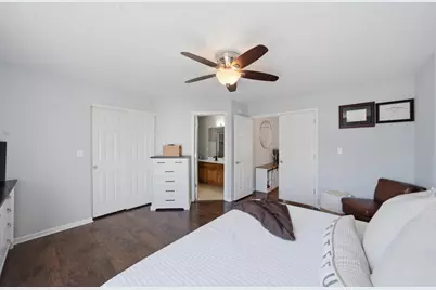 542 Cary Woods Circle, Cary, IL 60013 - Photo 18