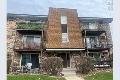 7100 99th Street #204, Chicago Ridge, IL 60415 - Photo 1