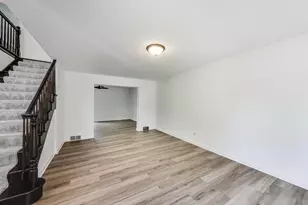 1329 Neskola Ct, Naperville, IL 60564 - Photo 6