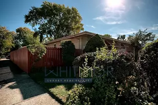 15201 Sunset Dr, Dolton, IL 60419 - Photo 4