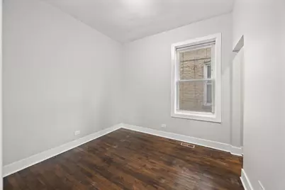 1033 N Lawndale Avenue, Chicago, IL 60651 - Photo 12