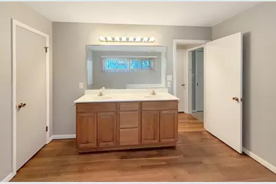 1318 Ridgefield Road, Freeport, IL 61032 - Photo 26