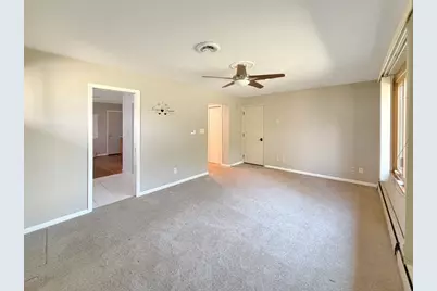 1318 Ridgefield Road, Freeport, IL 61032 - Photo 22