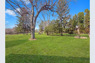 1318 Ridgefield Road, Freeport, IL 61032 - Photo 44