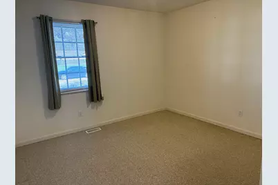 525 Kristy Drive, Centralia, IL 62801 - Photo 14