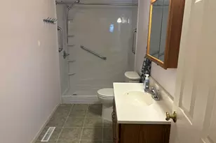 525 Kristy Dr, Centralia, IL 62801 - Photo 16