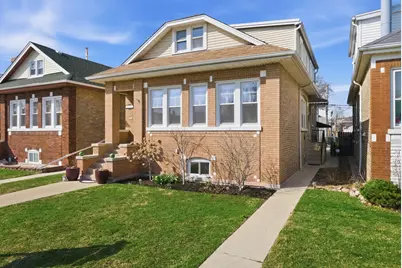 5722 W Eastwood Avenue, Chicago, IL 60630 - Photo 1