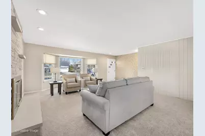 417 Naperville Road, Clarendon Hills, IL 60514 - Photo 6