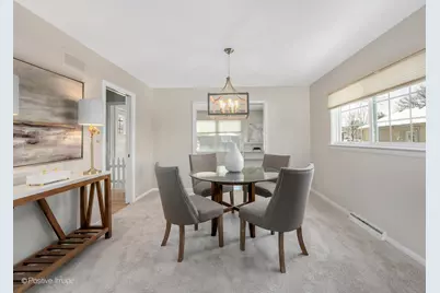 417 Naperville Road, Clarendon Hills, IL 60514 - Photo 8