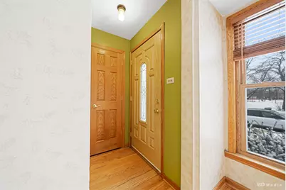 6124 S Mulligan Avenue, Chicago, IL 60638 - Photo 4