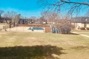 11115 S 84th Ave, Palos Hills, IL 60465 - Photo 8