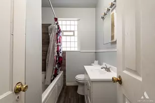 8136 S Manistee Ave, Chicago, IL 60617 - Photo 14