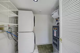 1447 Club Dr, Glendale Heights, IL 60139 - Photo 12