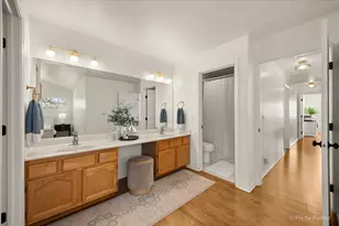 184 Woodstone Dr, Buffalo Grove, IL 60089 - Photo 16