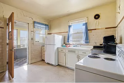 3939 N Kostner Avenue, Chicago, IL 60641 - Photo 16