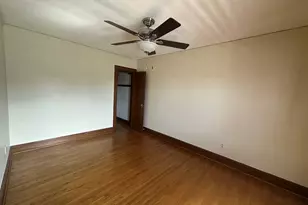 [Address not provided], Elgin, IL 60123 - Photo 8