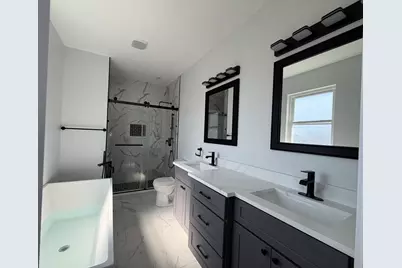 1422 S 13th Avenue, Maywood, IL 60153 - Photo 8