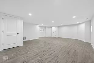 1422 S 13th Ave, Maywood, IL 60153 - Photo 18