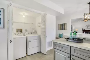 1388 Huntington Dr, Mundelein, IL 60060 - Photo 14