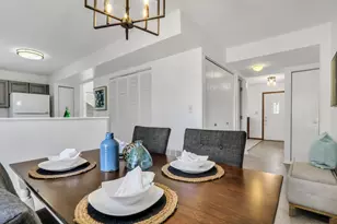 1388 Huntington Dr, Mundelein, IL 60060 - Photo 16