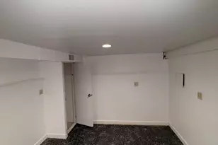 18136 Oakwood Ave, Lansing, IL 60438 - Photo 16