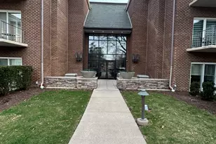 4 Oak Brook Club Dr, Oak Brook, IL 60523 - Photo 1