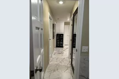 4 Oak Brook Club Drive #G205, Oak Brook, IL 60523 - Photo 56